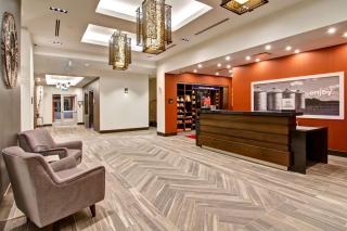 Hampton Inn & Suites by Hilton Grande Prairie - Grande Prairie - 7