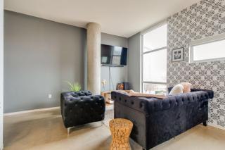 Longterm Stay Just Across the River from Downtown- fully equipped for long term stay - Nashville - 2