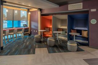 Tru by Hilton Garland Richardson - Garland - 4