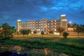 Home2 Suites by Hilton Bloomington - Bloomington - 0