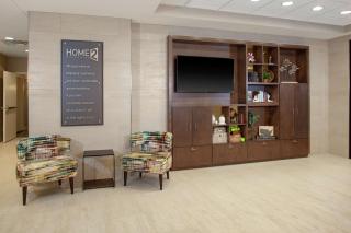 Home2 Suites by Hilton Bloomington - Bloomington - 4