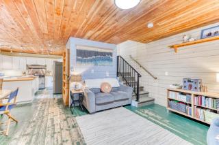 Sand Dollar Cottage Rockaway - Meredith Lodging - Rockaway Beach - 9