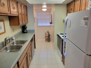 309 - 2 bedroom ocean view - New Smyrna Beach - 5