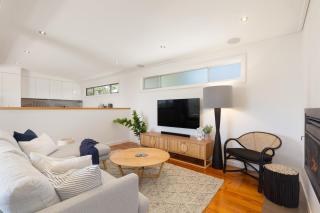 Jetty Beach Retreat - Blairgowrie Luxury Family Retreat 5 Bed Heated Pool - 1
