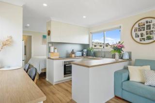 Cosy Cabin, Big View ! - Primrose Sands - 4