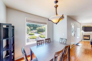 Nautical View Getaway - 5