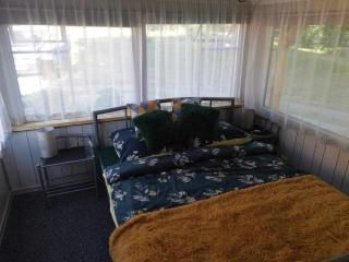 Domek przy pokojach gościnnych Pod Tują - 2