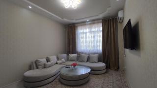 Уютная трёхкомнатная для семьи - Dushanbe - 0