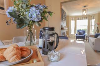 Modern coastal home sleeping 5 - 2 minute walk to Pakefield Beach, Suffolk - Pakefield - 1