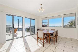 Retro Beach House - Crescent Head - 5