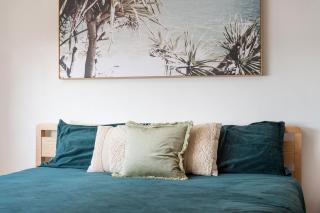 Retro Beach House - 1