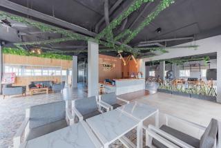 Urbanview Hotel The Tang Balikpapan by RedDoorz - Balikpapan - 2