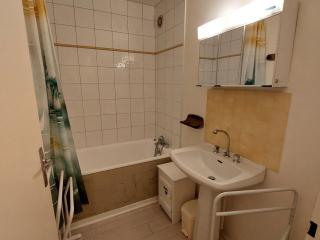 Appartement 6 pers, balcon sud, prox pistes ski fond - FR-1-737-49 - 3