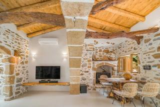 Boutique Cretan house in Old Malia with Jacuzzi - 7