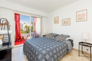Vue mer exceptionnelle sur plage du Midi en 1re ligne- 2 chambres - Cannes - 6