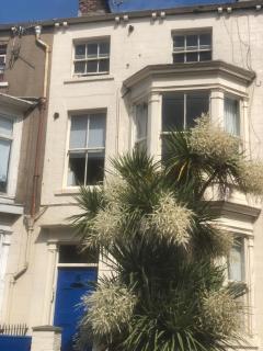 Granby House Holiday Apartments, Apartment 3, in the Old Town, Free On Street Parking Included - Scarborough - 0