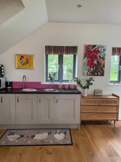 The Hen House A beautifully situated open plan chalet - Lothersdale - 8