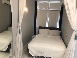 Charming studio in the center - Kiev - 9