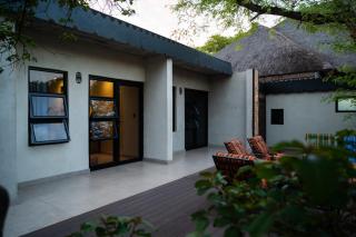 Chobe River Lodge - Kasane - 9