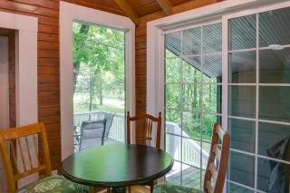 Cozy Tennessee Cabin with Deck, Grill and Fire Pit! - Tullahoma - 4