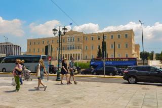 Athens central apartment in front of metro Syntagm - 9