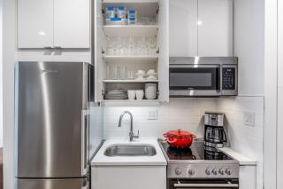 SoHo 1BR w WD in unit on a quiet street NYC-313 - New York - 4