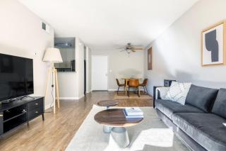 Glendale 1BR w Gym Pool walkable location LAX-422 - 9