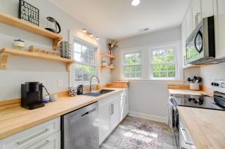 New Bern Vacation Rental with Private Yard! - 2