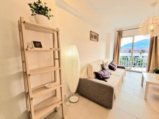 AA Guest - Piscis Mountain View Eco Apartment - Benalmádena - 4