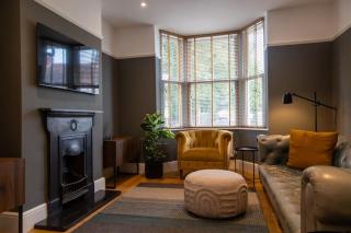 Clifton Villa By RentMyHouse - Hereford - 8