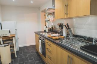 Peaceful Retreat Suite - Simple2let Serviced Apartments - Halifax - 6