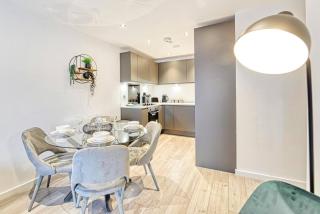 35 percent Off Stylish Liverpool Abode - 2