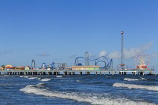 Beachfront Haven - Galveston - 4