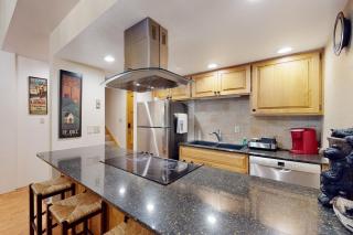 Brown Bear Lodge #322 - 2