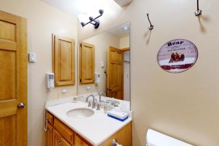 Brown Bear Lodge #322 - 8