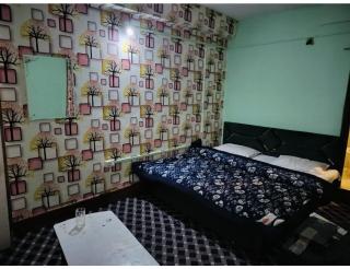 Hotel Muneer Ishfan, Srinagar - Srinagar - 3