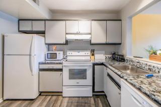 Huge & Unique 2BR/1BA Pet-friendly Family Condo - Baltimore - 9