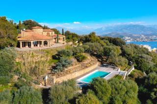 La Villa Deluxe une propriété d'Exception sur les hauteurs d'Ajaccio - Ajaccio - 4