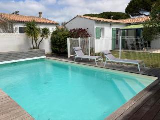 villa avec piscine à proximité immédiate de la plage - Le Bois-Plage-en-Ré - 0