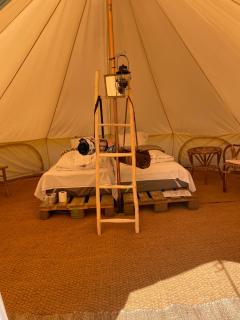 Mellem-rummet Guesthouse & Glamping - Tanderup - 4
