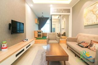 Palazio Serviced Apartments by RR JBcity - 2