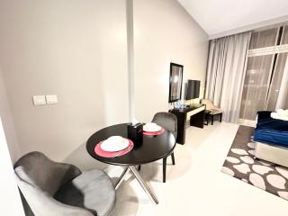 Luxury Living - Amazing Studio in Artesia Damac Hills - Dubai - 1