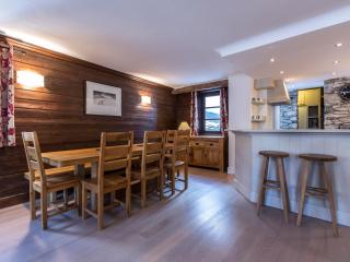 Duplex de standing 5 pièces au cœur du vieux village de Val-d'Isère, skis aux pieds - FR-1-694-137 - Val-d'Isère - 8