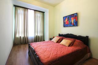 3 Bedroom Apartment in Homey Residence - 7