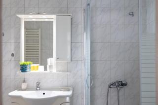 AIOLOS LUXURY agios dimitrios center apartment 4 - 8