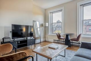 Back Bay 1br w wd nr Newbury St BOS-813 - 0