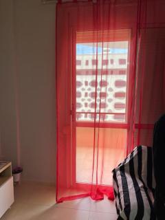 Lovely Seaview Apartment - 5