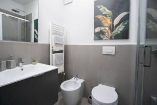 2 Bed Apartment Sleeps 4 - En-Suite Bath -Tv -WiFi - 8