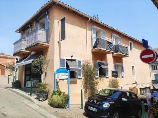 Appartement, plein centre, balcons, clim, parking - Sainte-Maxime - 3