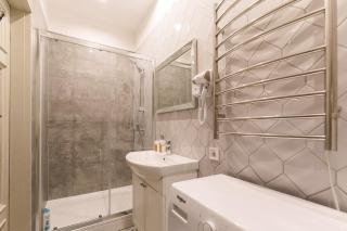 Vintage 1BR apartment in Quiet center of Riga - 2